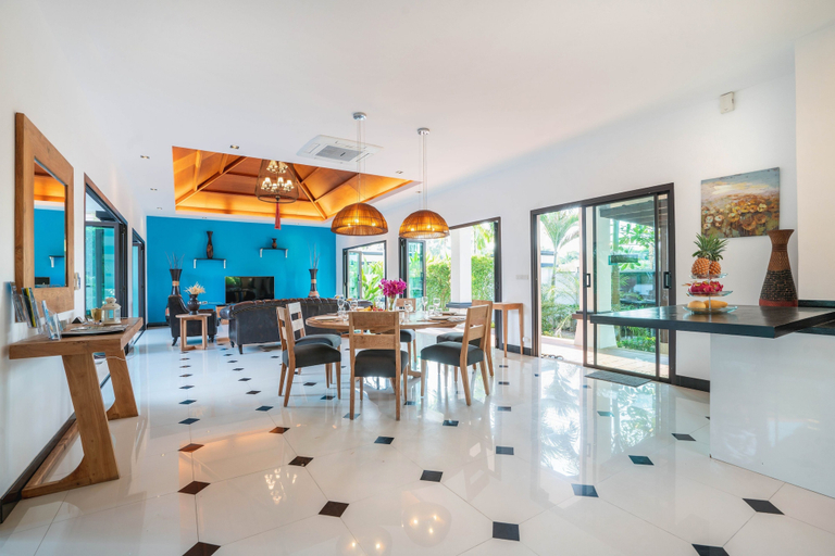 Food & Drinks 5, Jewels Villas Phuket, Pulau Phuket
