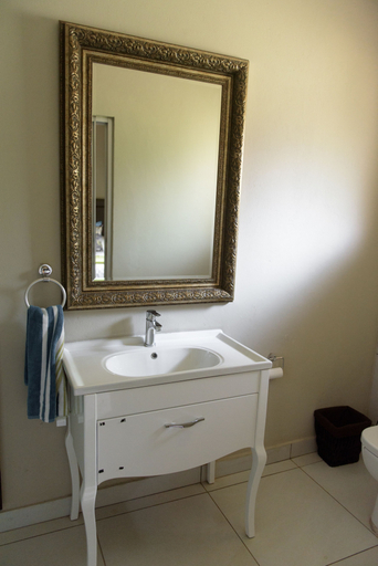 Bathroom 4, Legend Safari Villas, Waterberg