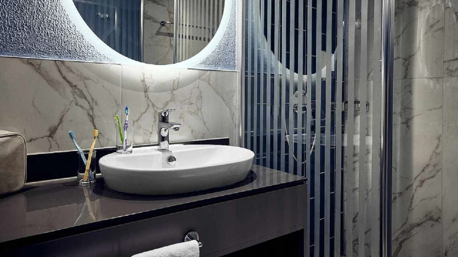 Bathroom 4, ROBINSON SARIGERME PARK - All inclusive, Ortaca