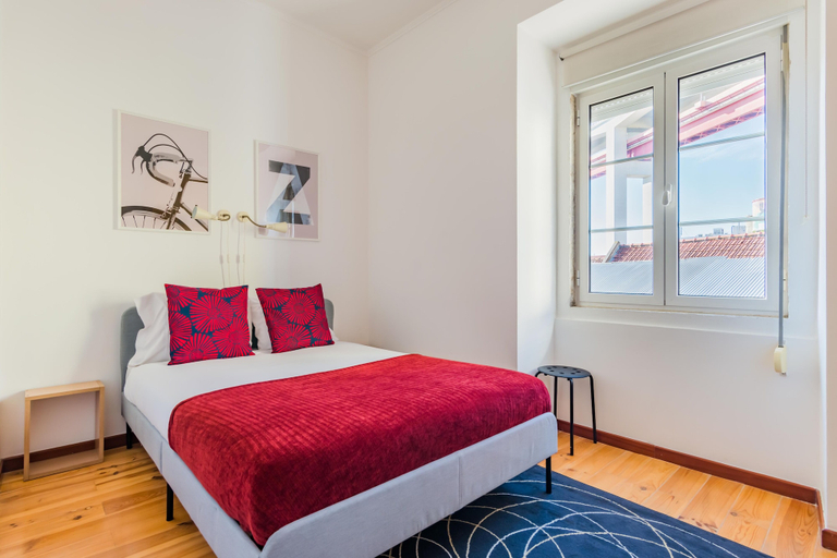 Bedroom 2, LX Urban Living, Lisbon