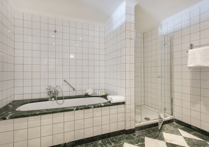 Bathroom 5, TAUROA Landhaus zu Appesbach, Gmunden