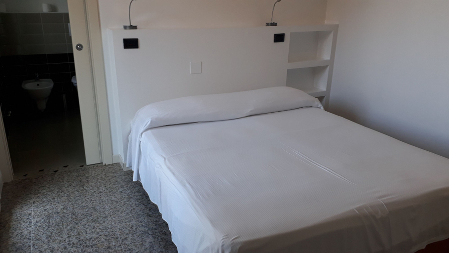 Bedroom 3, Marbella, Ravenna