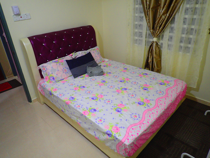Bedroom 3, RizQin Homestay Bachok, Bachok