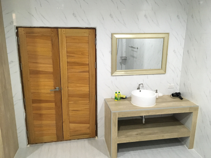 Bathroom 3, Amadha Pool Villas, Mueang Krabi