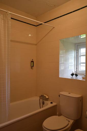 Bathroom 3, Casas de Pindela, Vila Nova de Famalicão