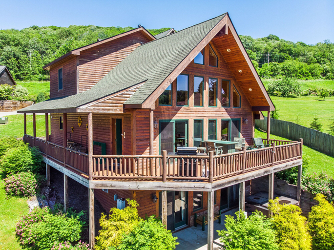 Exterior & Views, Marsh-Mellow Manor 5 Bedroom House, Garrett