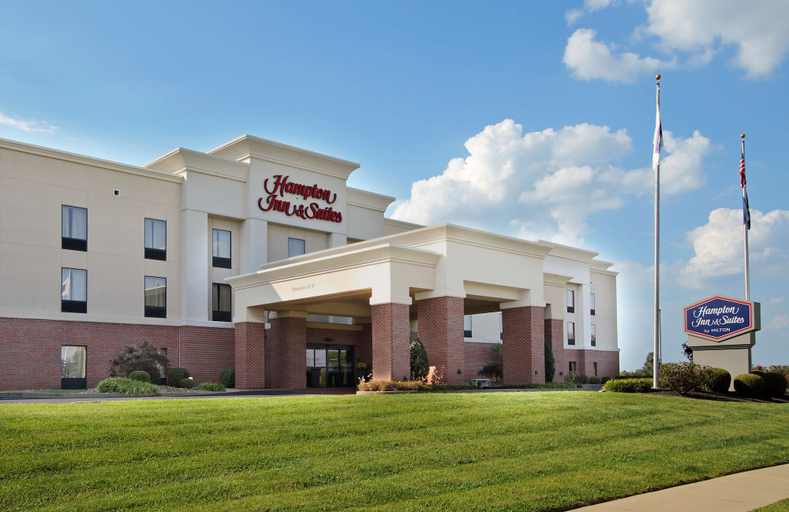 Exterior & Views 2, Hampton Inn & Suites Madisonville, Hopkins