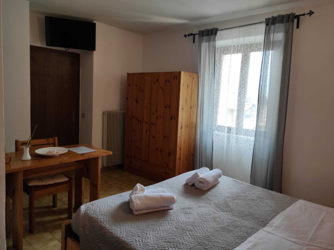 Bedroom 2, Albergo Stella d'Italia, Trento