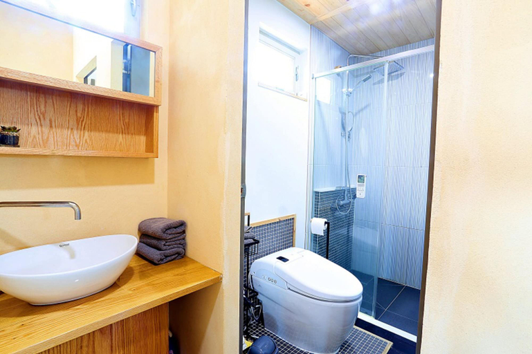 Bathroom 3, Cottage Shoe, Seogwipo