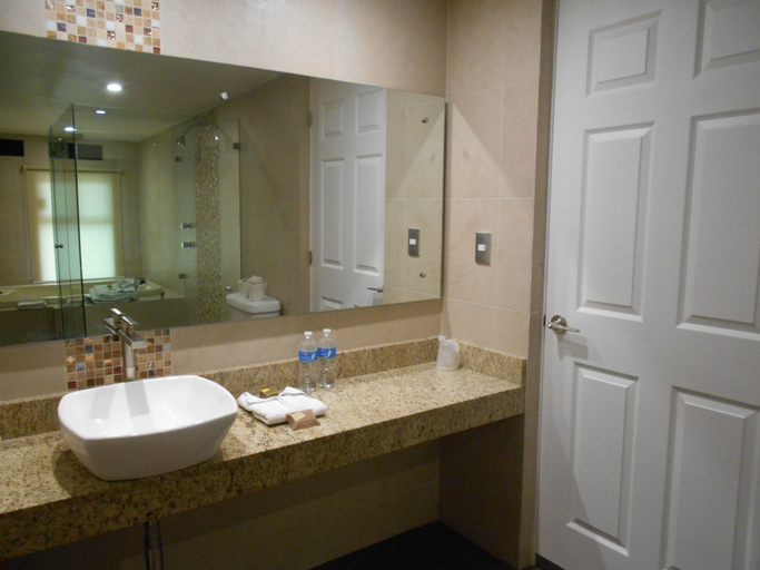Bathroom 3, Hotel Puente Real, San Pedro Cholula