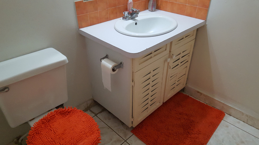 Bathroom, Private Cosy Central