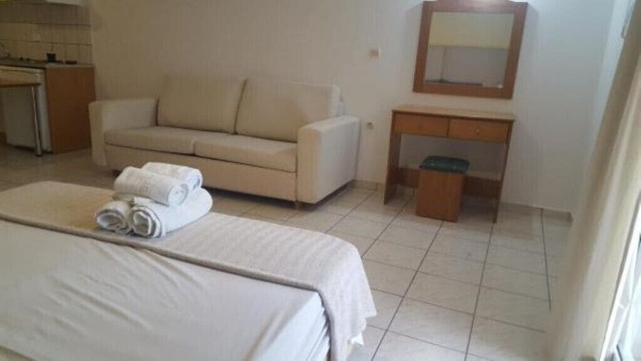 Bedroom 4, Sotiris Studios, Ionian Islands