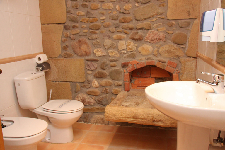Bathroom 5, Hotel Palacio Atxega, Guipúzcoa