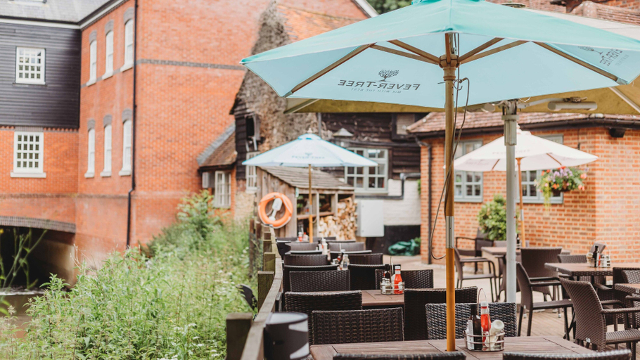 Food & Drinks 4, The Stag on the River, Surrey