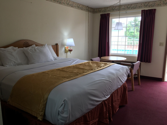 Bedroom 14