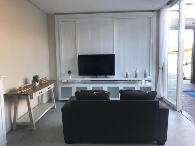 Others 5, Group Villa Luxury, Malang