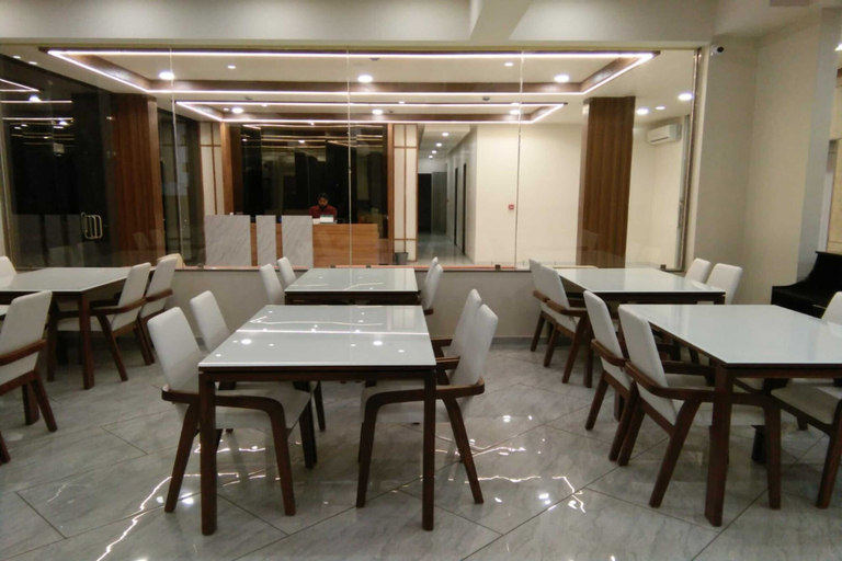 Food & Drinks, Hotel Akaibara, Ahmadabad