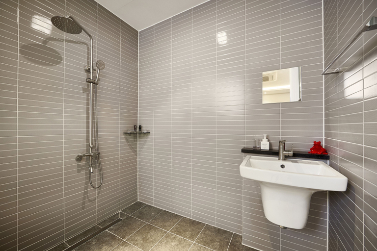 Bathroom 5, Hotel Hongdan, Haeundae