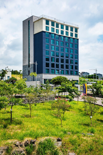 Exterior & Views 2, Jeju Pureun Hotel - Formerly Chason Hotel, Seogwipo