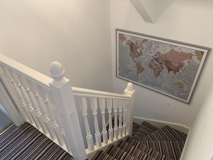 Others 5, Stylish 3 Bed Apartment in Bristol, North Somerset