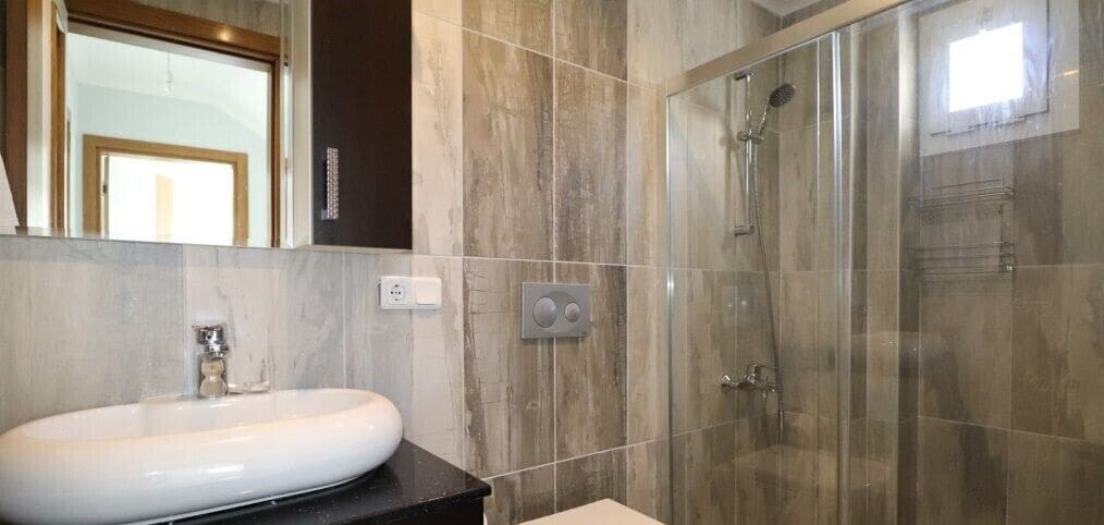 Bathroom 4, Villa AKD1 by JoyLettings, Fethiye