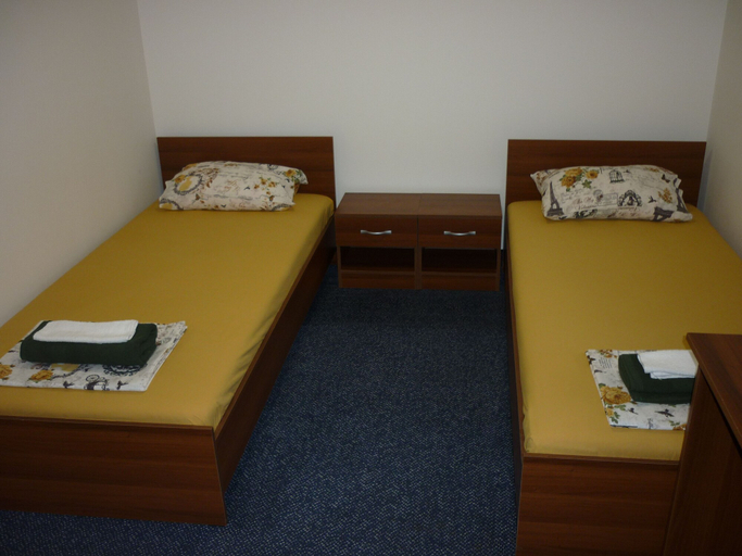 Bedroom 2, YALTA guesthouse, Rousse