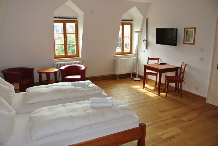 Bedroom 3, Biohotel Stiftsgut Wilhelmsglücksbrunn, Wartburgkreis
