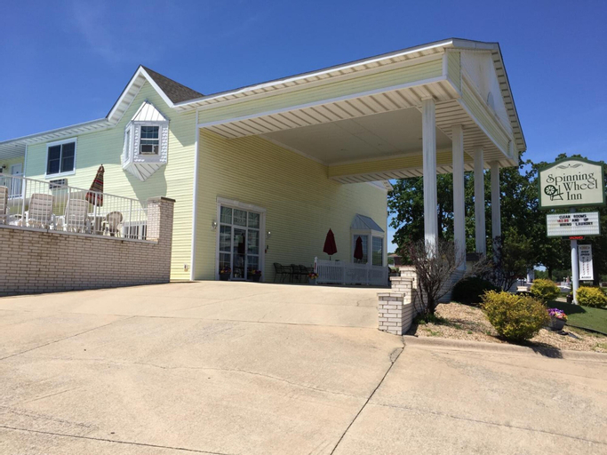Exterior & Views 20