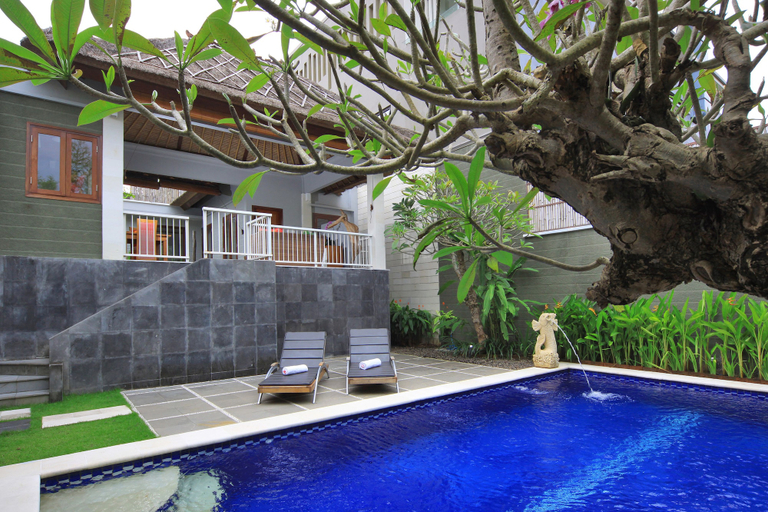 Swimming Pool 12
