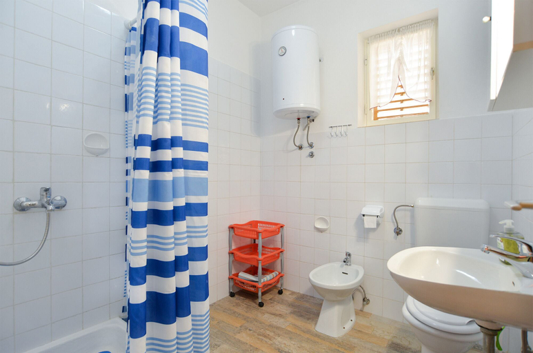 Bathroom 3, Apartment Kate 407, Fažana