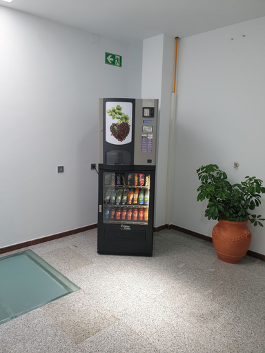 Others 5, Mesón-Hostal La Cabaña, Badajoz