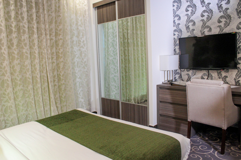 Bedroom 3, Almond Hotel Apartments, Wadi Essier