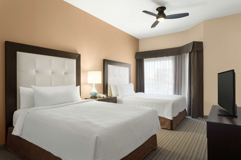Bedroom 3, Homewood Suites by Hilton Fargo, Cass
