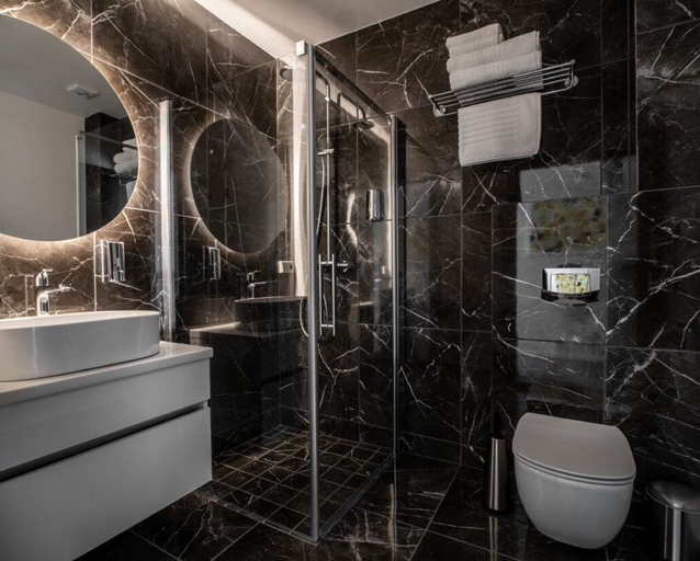 Bathroom 3, Jono Kalnelis Apartments, Klaipėdos