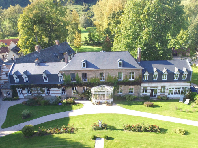 Exterior & Views 2, Château D'harcelaines, Somme