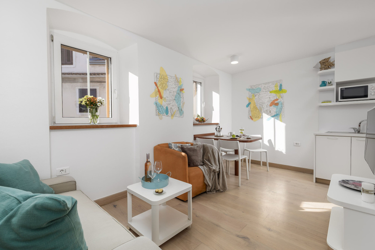 Others 5, Beautiful Apartment House On The Seaside, Opatija/Veprinac