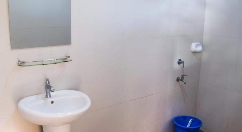 Bathroom 3, Lakawon Island Resort, Cadiz City