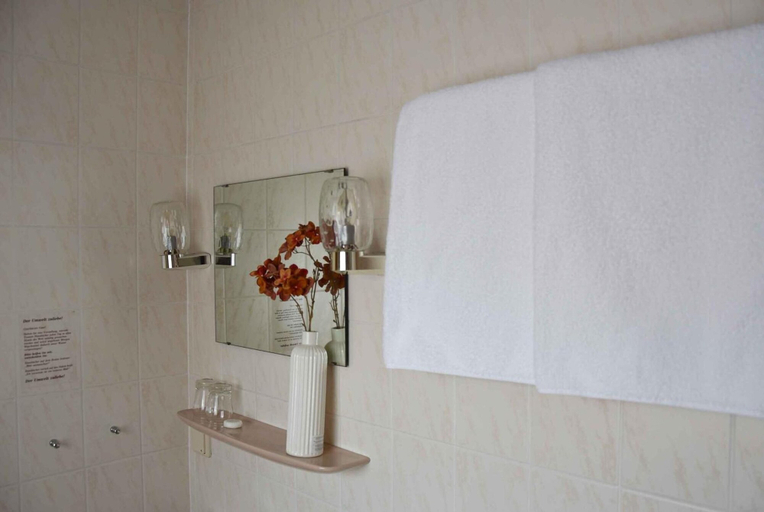 Bathroom 5, Landhotel Zum Hirsch, Saalfeld-Rudolstadt