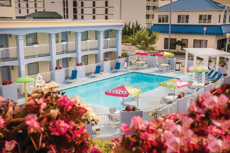 Sport & Beauty 5, Ramada by Wyndham Virginia Beach, Virginia Beach