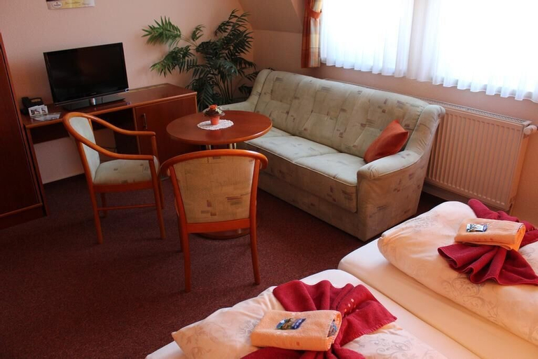 Bedroom 4, Pension Zur Grünen Eiche, Saalfeld-Rudolstadt