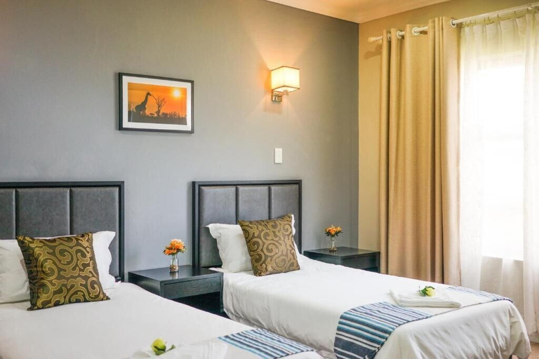 Bedroom 2, Azinnia Rivonia Guest House, City of Johannesburg