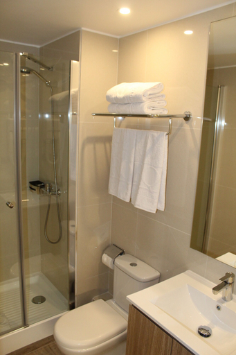 Bathroom, RQ Express Antofagasta, Antofagasta