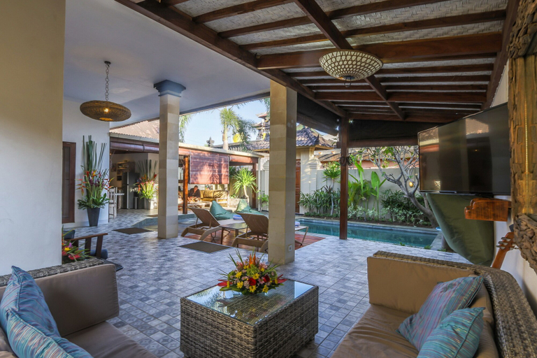 Others 4, Villa Mira, Badung