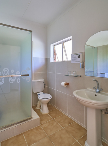 Bathroom 4, Hotel Uhland, Windhoek East