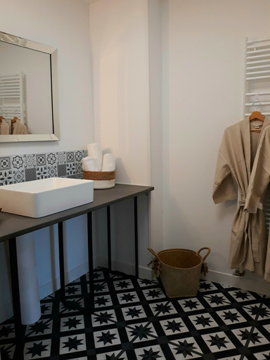 Bathroom 5, Le Manoir des Haies, Côtes-d'Armor