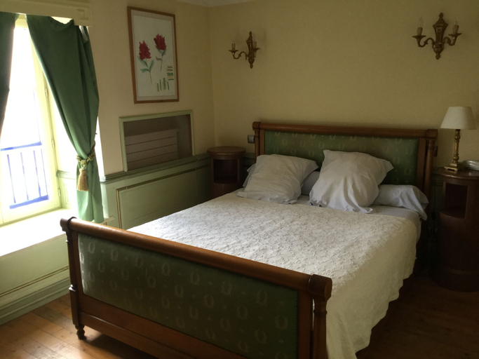 Bedroom 3, Mado, Somme