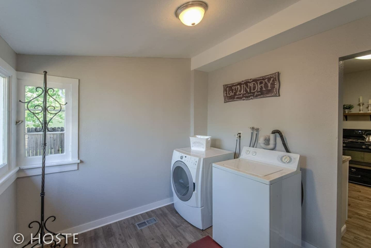 Bathroom 4, 3BR Of Downtown King Bed, Dining, Has It All!, El Paso