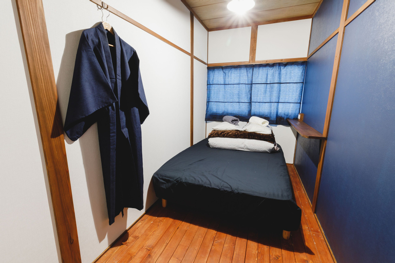 Bedroom 5, Couch Potato Hostel, Matsumoto
