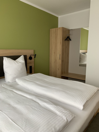 Bedroom 3, Weingut Bugner Meizelhof, Mainz-Bingen