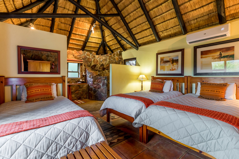 Bedroom 3, Iketla Lodge, Sekhukhune
